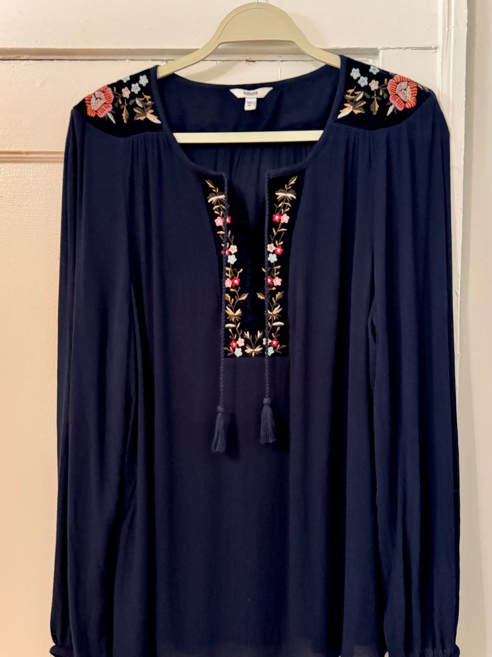 Floral Embroidered Navy Blouse - Picture 3 of 6